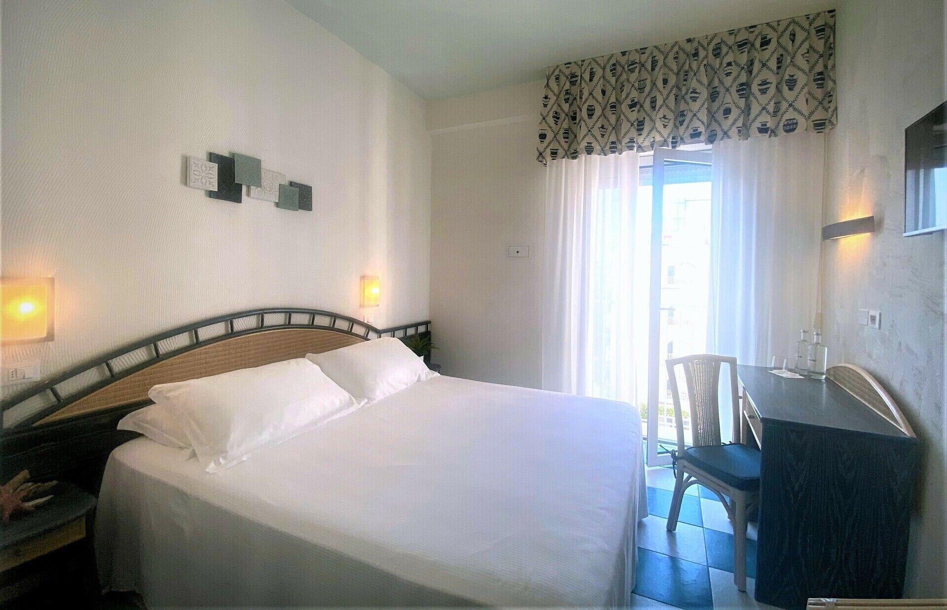 Luxor Beach Boutique Hotel Cattolica Eksteriør bilde