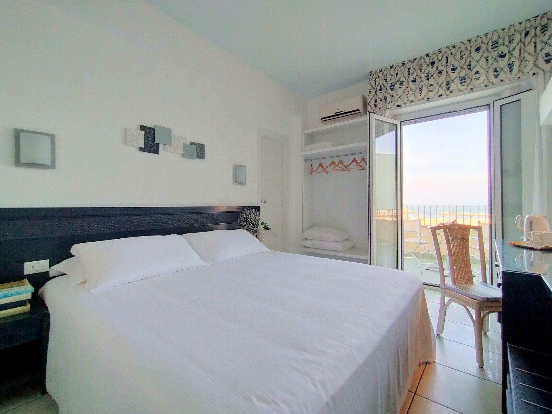 Luxor Beach Boutique Hotel Cattolica Eksteriør bilde