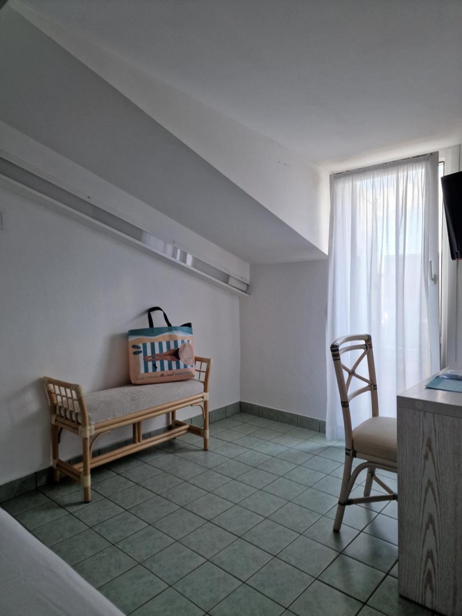 Luxor Beach Boutique Hotel Cattolica Eksteriør bilde
